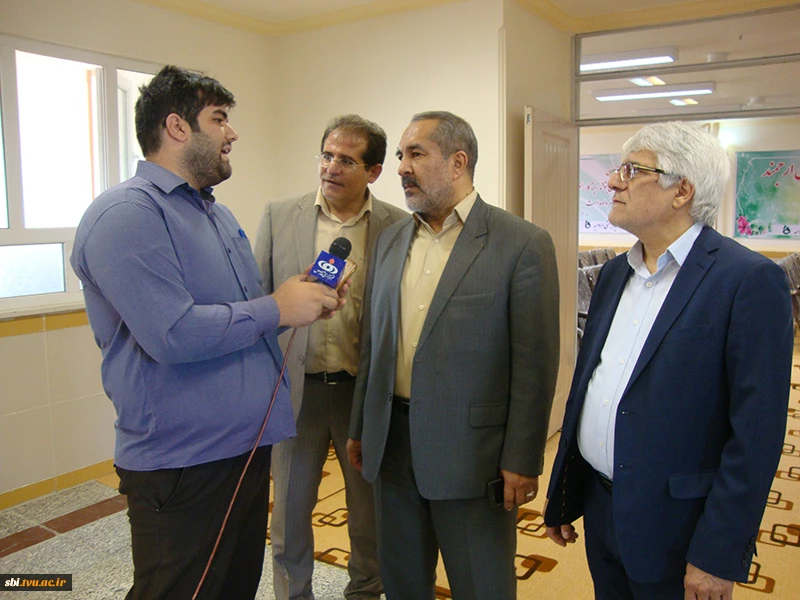 دکتر شمس