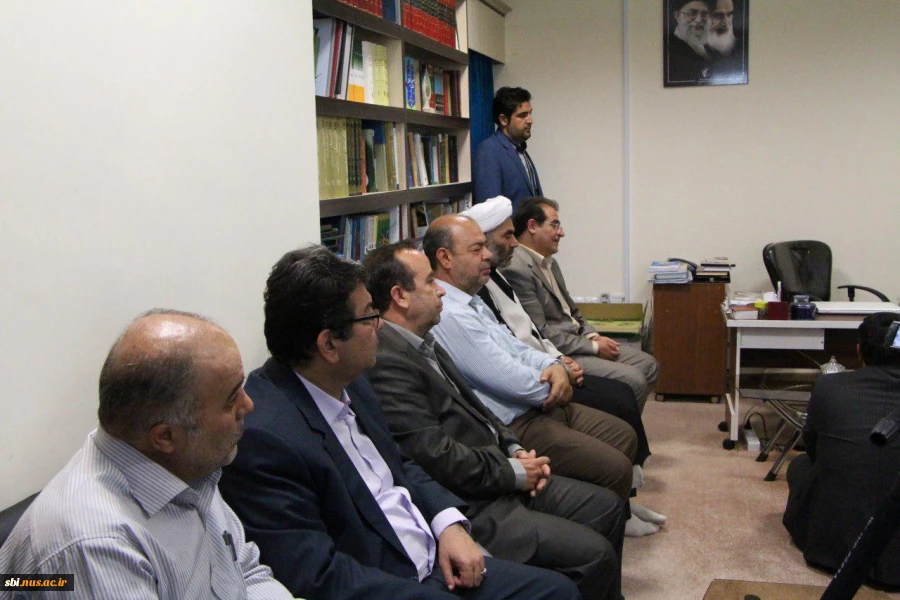 دکتر شمس و امام جمعه